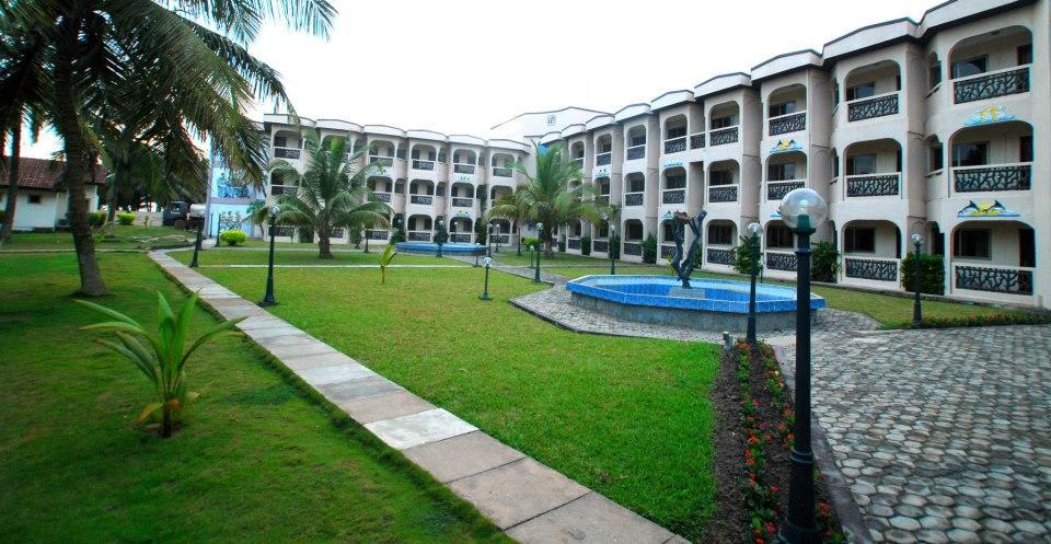 Ramada Resort Accra Exterior photo
